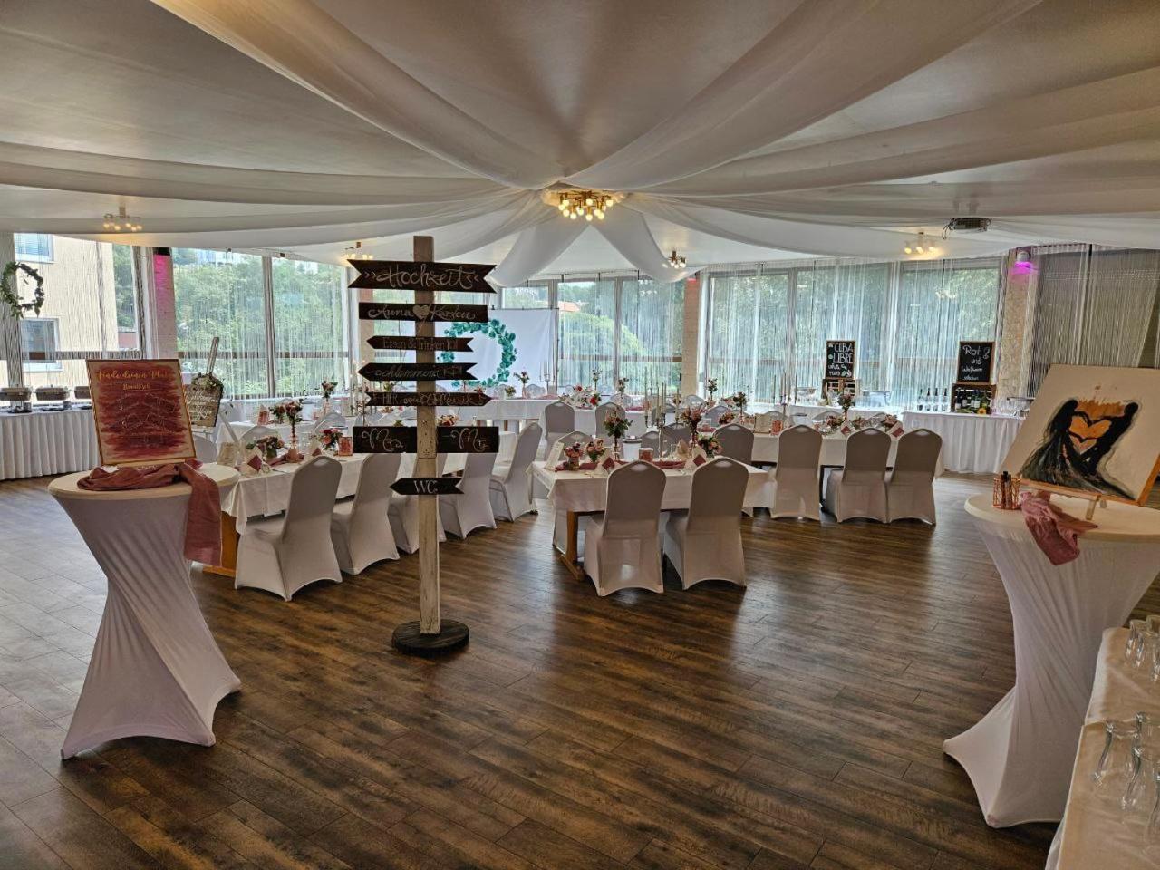 Hotel-Restaurant Thueringer Hof Бад-Франкенхаузен-Кифхойзер Экстерьер фото