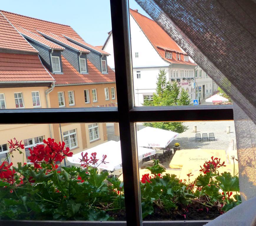 Hotel-Restaurant Thueringer Hof Бад-Франкенхаузен-Кифхойзер Экстерьер фото